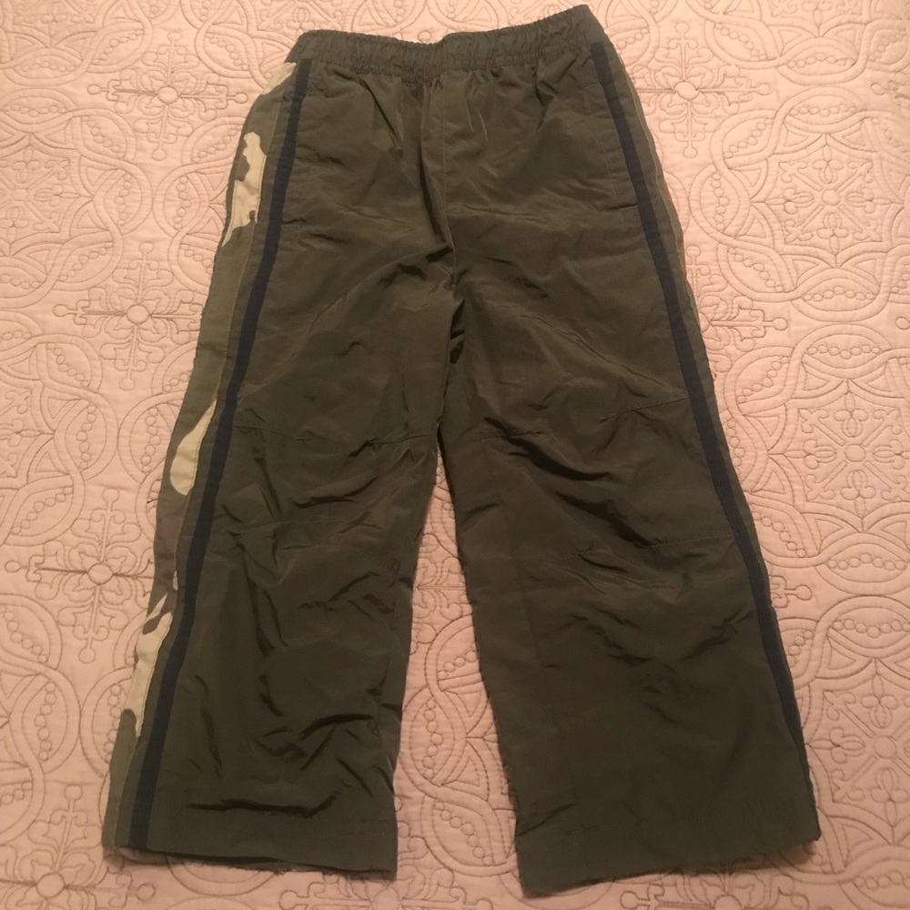 Boys Windpants Size 4T